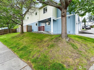 30875 State Route 20 Unit D-1, Oak Harbor, WA 98277