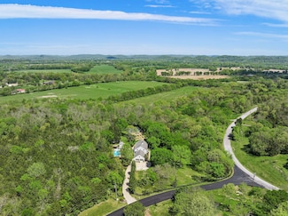 1000 Perkins Ln, Franklin, TN 37069