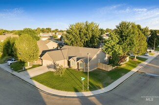 1011 Valiant Ave, Middleton, ID 83644