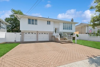 159 Harris Dr, Oceanside, NY 11572