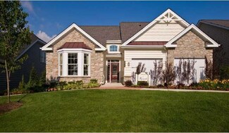 5436 Loyal Dr, Bethlehem, PA 18017