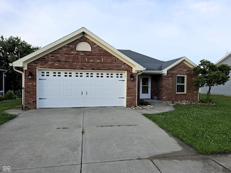 21 Watson Dr, Trafalgar, IN 46181