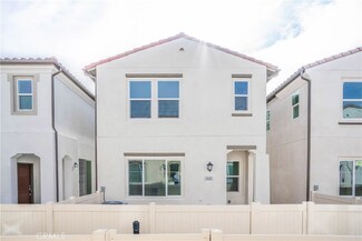 1685 W Rhombus Ln, Anaheim, CA 92802