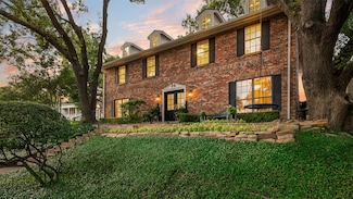 9315 Moss Circle Dr, Dallas, TX 75243