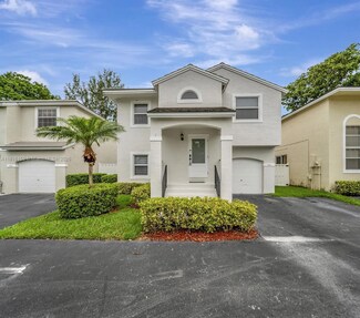 9883 NW 2nd St, Plantation, FL 33324