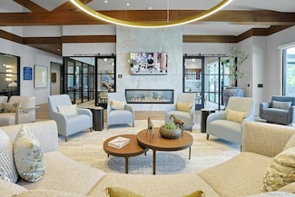 5105 Lucy Ct Unit 5105, Pearl River, NY 10965