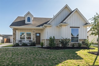 1577 Saylee Ln, Burleson, TX 76028