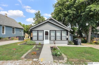 975 S 50th Ave, Omaha, NE 68106