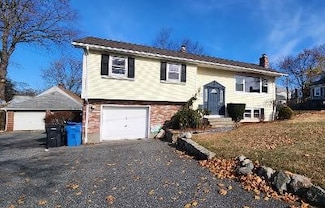 125 Tallman Ave, Cranston, RI 02910