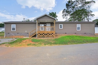 700 Bridge Rd, Taylors, SC 29687