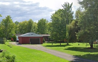 6790 Slater Rd, Andover, OH 44003