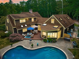 99 Newell Rd, Newbury, NH 03255