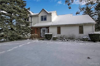 2 Sunshine Dr, Buffalo, NY 14228