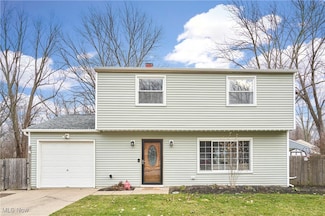1129 Maple Ave, Madison, OH 44057