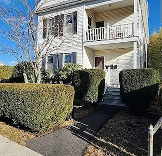 28 Russells Mills Rd Unit 2, South Dartmouth, MA 02748