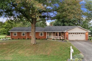 8622 Falcon Rd, Charlestown, IN 47111