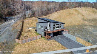 8876 Beck's View Cir, Anchorage, AK 99502