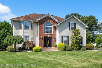 34 Woodview Dr, Howell, NJ 07731