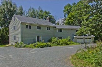 26 Garden St, Topsfield, MA 01983