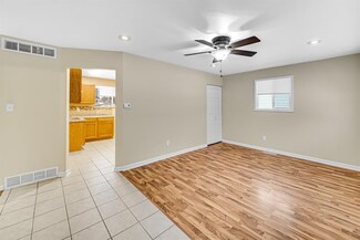 1529 Gerry St, Gary, IN 46406