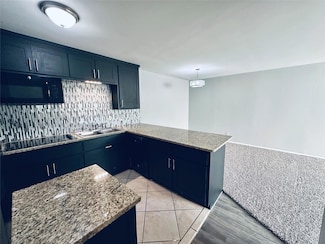 601 W 11th St Unit 227, Austin, TX 78701