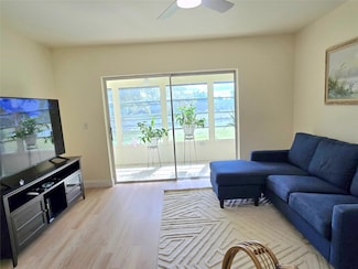 7610 NW 1st St Unit 203, Margate, FL 33063