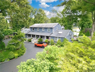 338 Cold Spring Rd, Syosset, NY 11791
