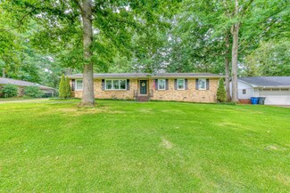 214 Shirley Dr, Florence, AL 35633
