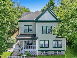 80 Fairmount St, Fitchburg, MA 01420