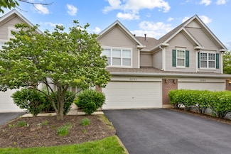 3092 Serenity Ln, Naperville, IL 60564