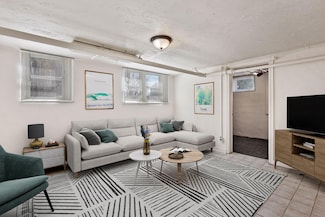 1917 Emerson Ave S Unit A1, Minneapolis, MN 55403