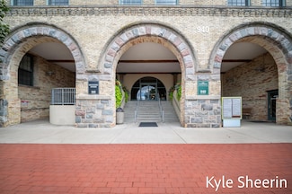 940 Monroe Ave NW Unit 206, Grand Rapids, MI 49503