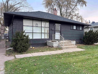 2813 W Sample St, South Bend, IN 46619