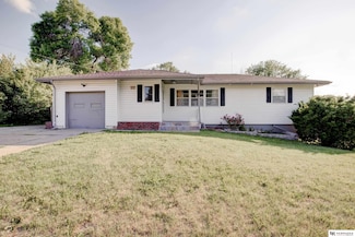 6205 Nebraska Ave, Omaha, NE 68104