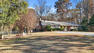 13355 Holly Rd, Roswell, GA 30075