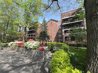 1360 Midland Ave Unit 1B, Bronxville, NY 10708