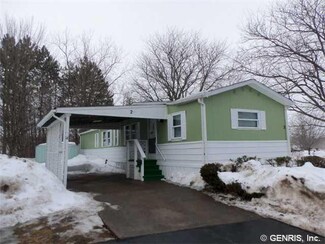2 South Dr, Medina, NY 14103