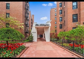 139-15 83rd Ave Unit 407, Jamaica, NY 11435
