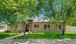 2412 N Devlin Ave, Meridian, ID 83646