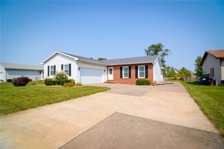 2010 Barding Ave, Decatur, IL 62526