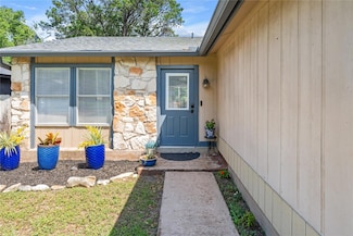 7801 Elderberry Dr, Austin, TX 78745