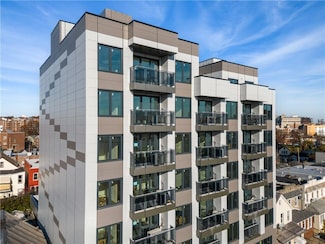 13247 Metropolitan Ave Unit 4C, Richmond Hill, NY 11418