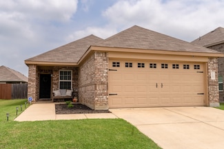 1402 Fantail Ln, Ennis, TX 75119