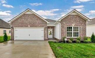 346 Kingland Ln, Clarksville, TN 37040