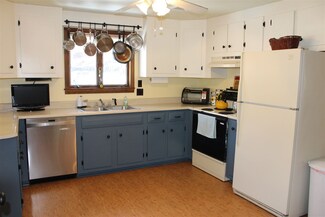 18 Rogers Rd, Bennington, NH 03442