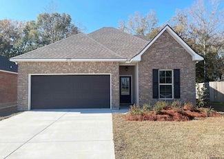 25723 Tarver St, Denham Springs, LA 70726