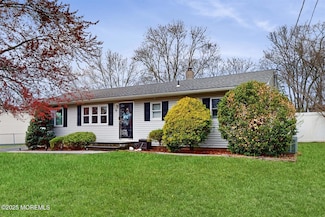 14 Lark Ln, Brick, NJ 08724
