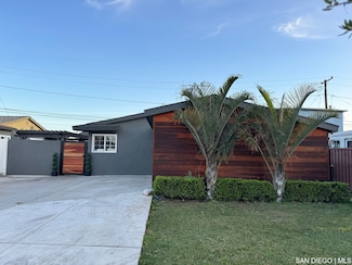 11902 205th St, Lakewood, CA 90715