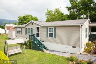 309 2nd St, Shenandoah, VA 22849