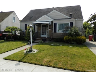 25207 Fortuna St, Roseville, MI 48066
